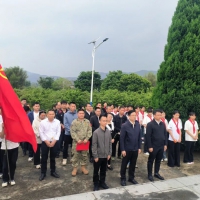 缅怀先烈志 赓续红色魂——清塘镇开展清明祭扫烈士墓活动